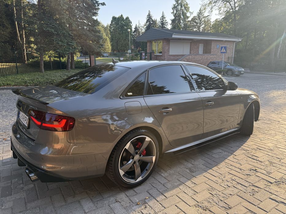 Продам Audi A4 B8