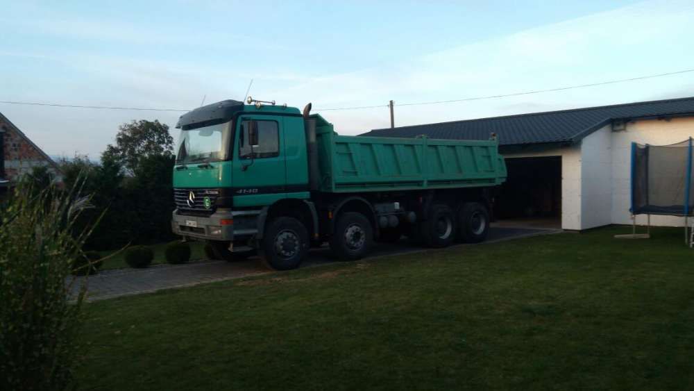 Usługi transportowe wywrotka 8x6 18 ton i wywrotka typ łódka 26ton 40m