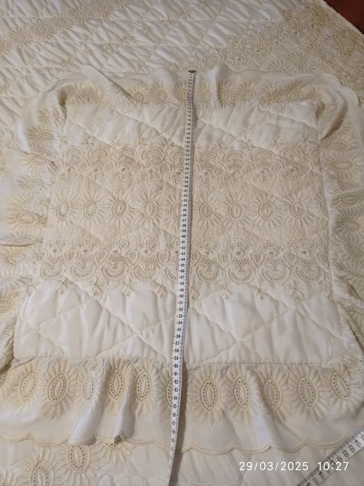 Colcha bordada cama casal