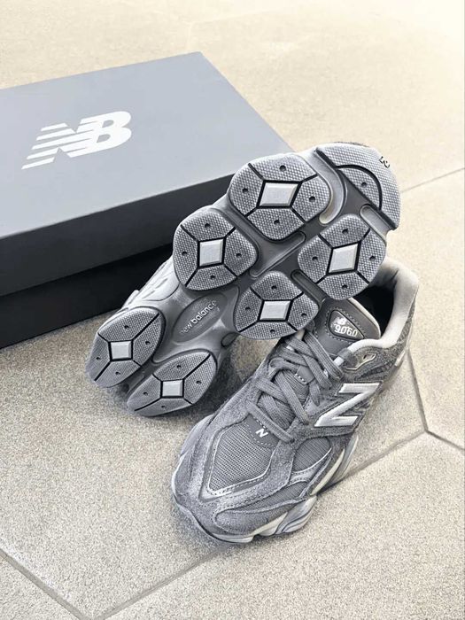 New Balance 9060 White 41