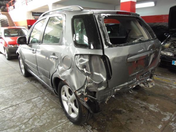 Para Peças Suzuki Sx4 (Ey, Gy)