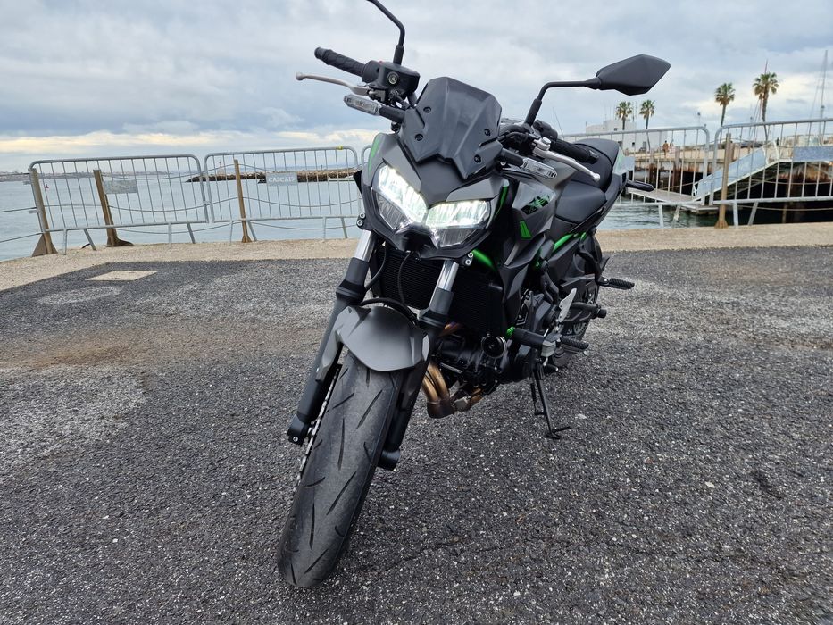 KAWASAKI Z650 Impecável - 2500 KM's