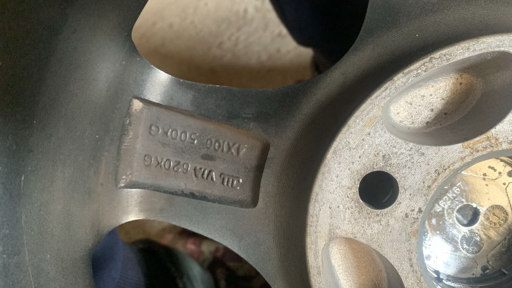 Титани р14,98х4 в зборі на літній гумі