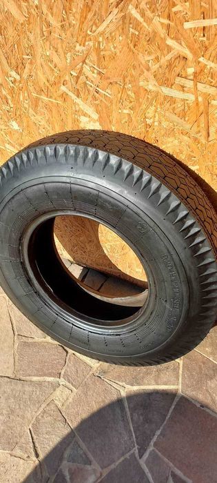 Нова оригінальна шина Я-201 на ГАЗ-13 Чайка.
