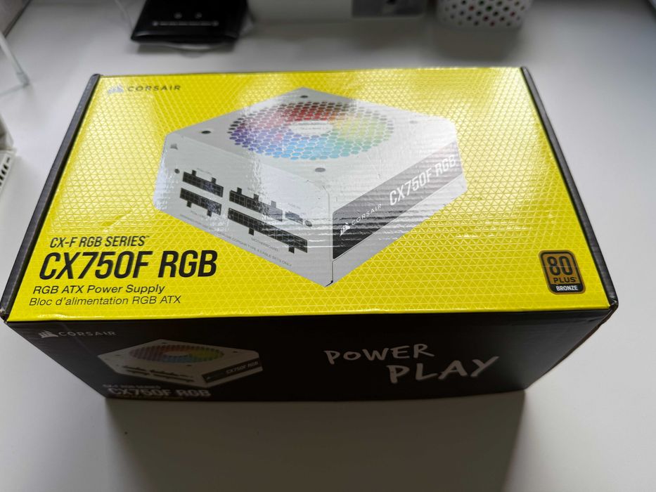 Zasilacz 750W Corsair CX750F RGB