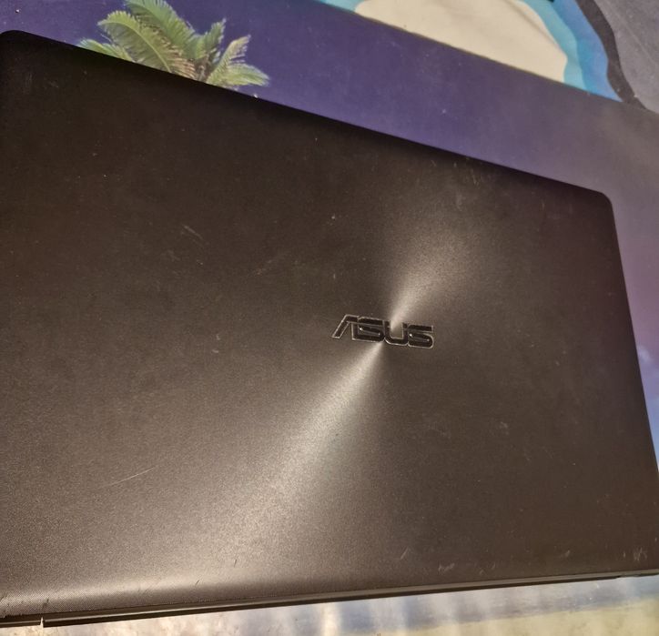 ASUS i3 - Ssd 240 Gb. 8 Gb. Ram. Nvidia Windows 11 e office