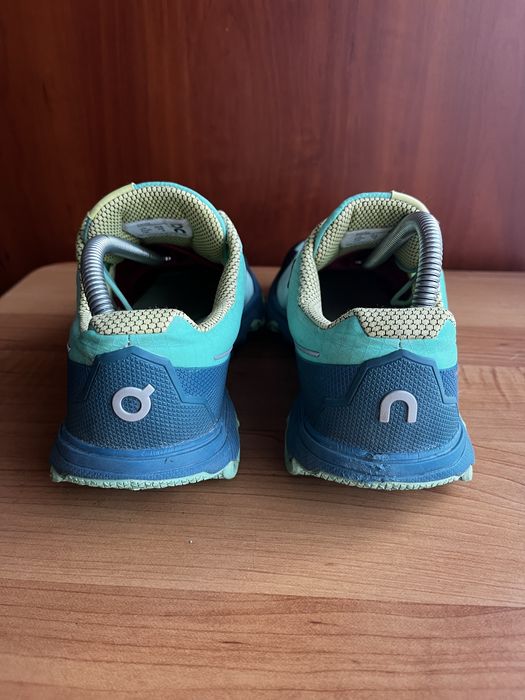 On Running,39 розмір