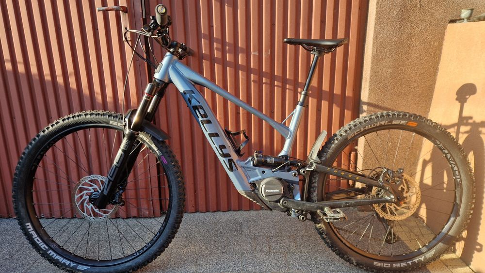 Rower elektryczny enduro/trail Kellys theos R50 725wh