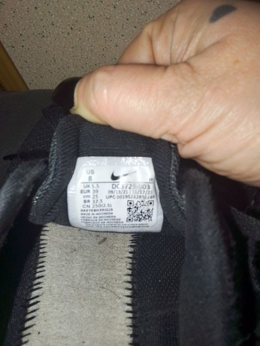 Damskie buty Nike Revolution 6 roz 39