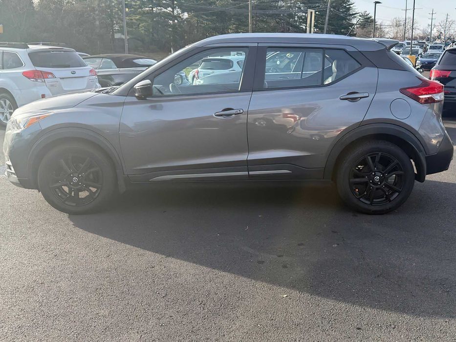 Nissan Kicks SR      2020