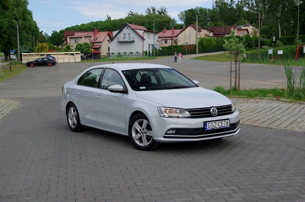 Volkswagen Jetta Klima_nawigacja_android_carplay_alu_super Kolor!