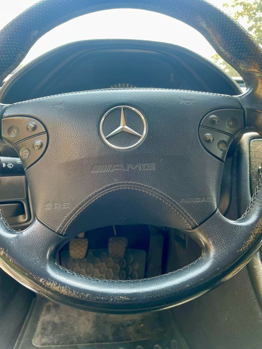 Mercedes-Benz 200 — fotografia 5