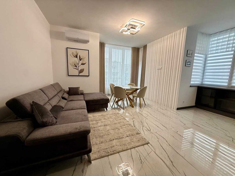 Оренда ВІП квартири у будинку бізнес класу біля Стрийського парку