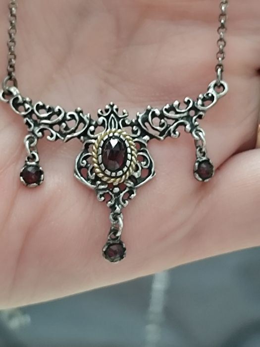 Piękna kolia - stary wyrób - srebro 835 B + granaty