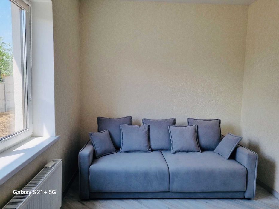 Долгосрочная аренда 1 єт.  дома 100  кв.м. в с.Осещина от властника