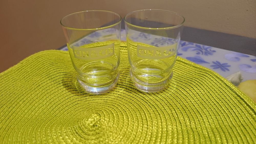 Komplet dwóch szklanek do whisky/napojów