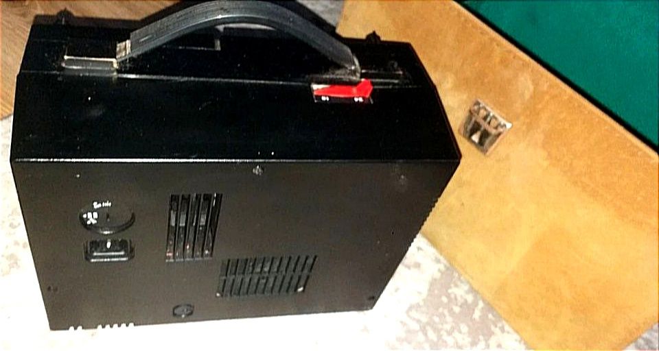 Stary projektor Solina S -221.