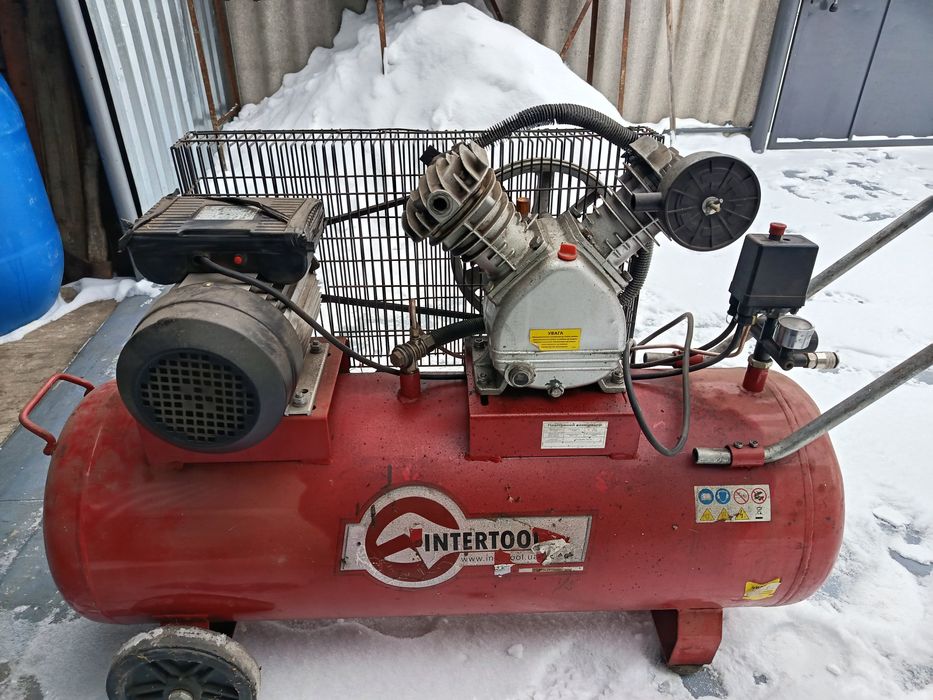 Продам компрессор