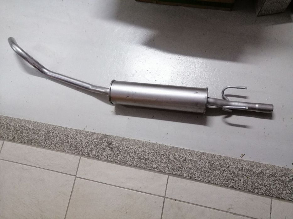 Panela central do escape Opel Corsa B 1.0 Ecotec 3 cil.