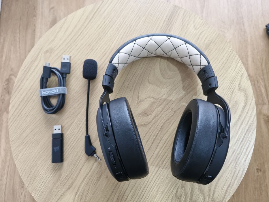 Headset Corsair HS70 Pro Wireless