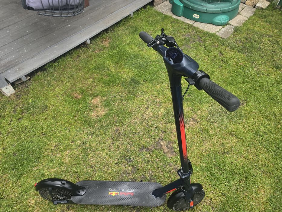 Hulajnoga Elektryczna RED BULL RACING10