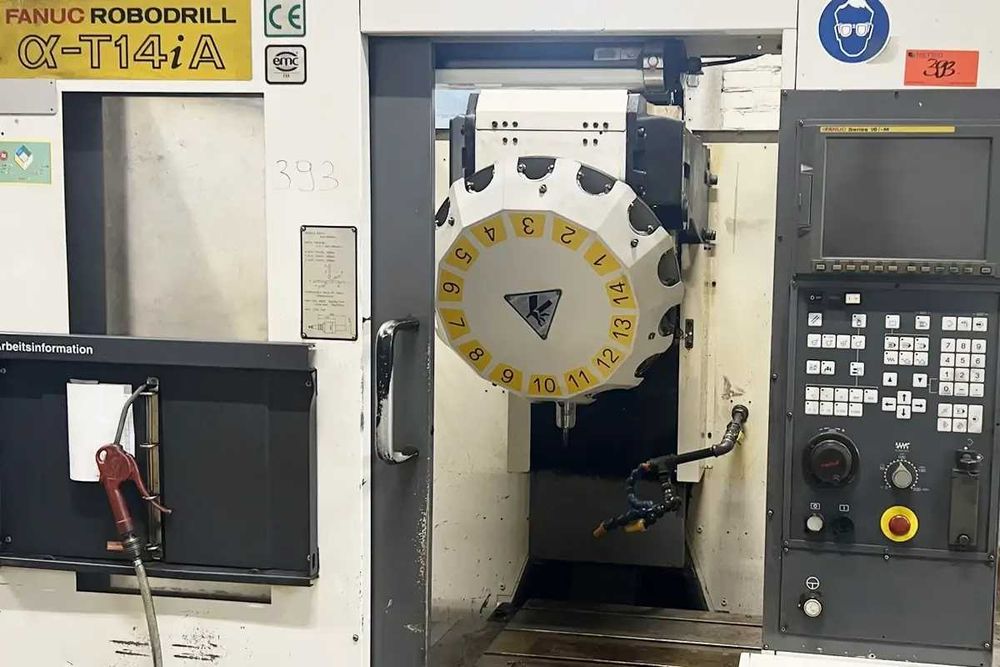 Фрезерный станок /Фрезерний верстат з ЧПК Fanuc Robodrill Alpha-T14 ia