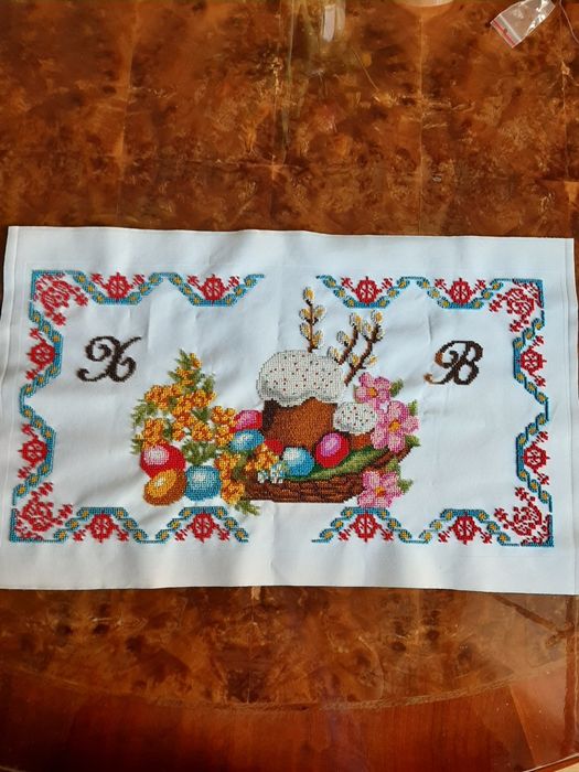 Салфетка вышитая бисером