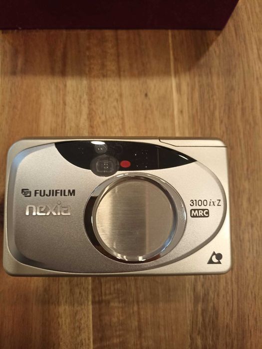 Máquina fotográfica Nexia 3100ixZ MRC