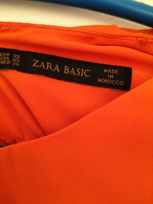 Camisola nova Zara com folhos XS