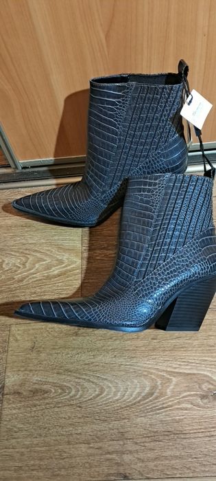 Сапоги, козаки, казаки, чоботи. Zara. Зара