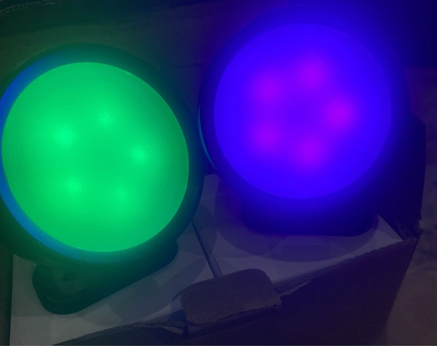 Світлодіодні лампи з пультом дистанційного керування.