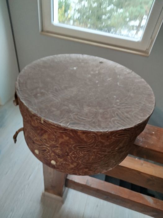 Stary Bęben z futerałem, antyk zabytek