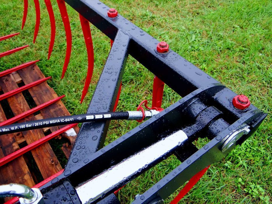 KROKODYL do obornika NOWY 2 siłownikowy widło kły gnojownik DOSTAWA