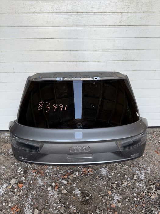 Кришка багажника  ляда  бампер Audi Q7 4M LX7W 4M0827025D