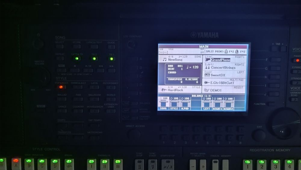 Teclado/Piano Yamaha psr-s750