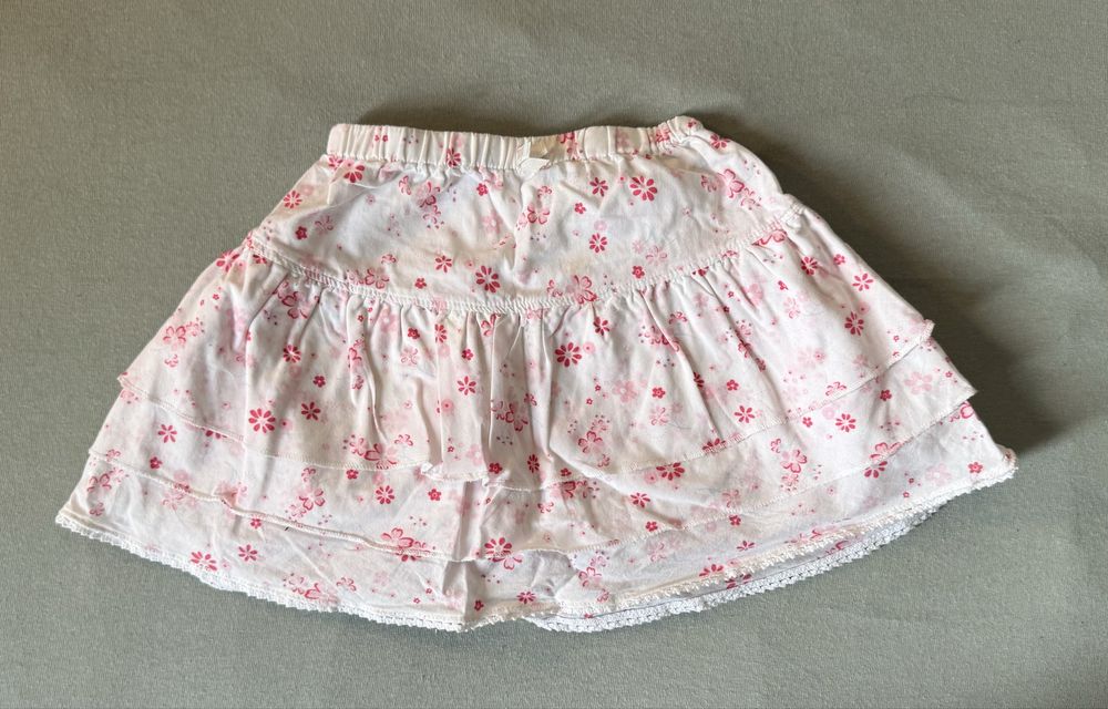 Paka sukienek i spódniczek dla dziewczynki rozmiar 86