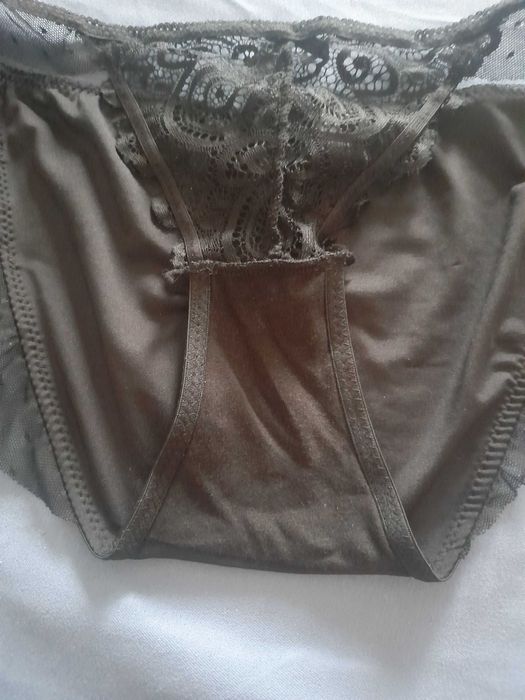 Majtki damskie .