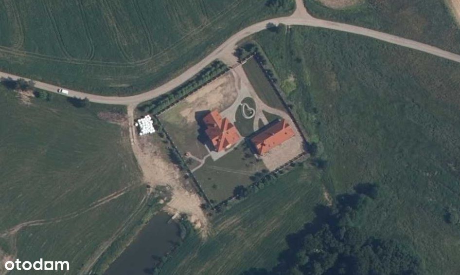 Posiadłość na Mazurach, OD SYNDYKA