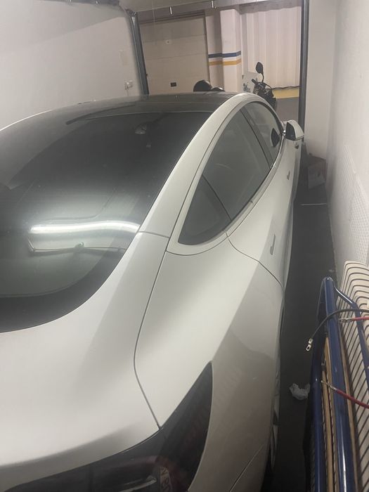 Tesla Model 3 Standard Range Plus RWD