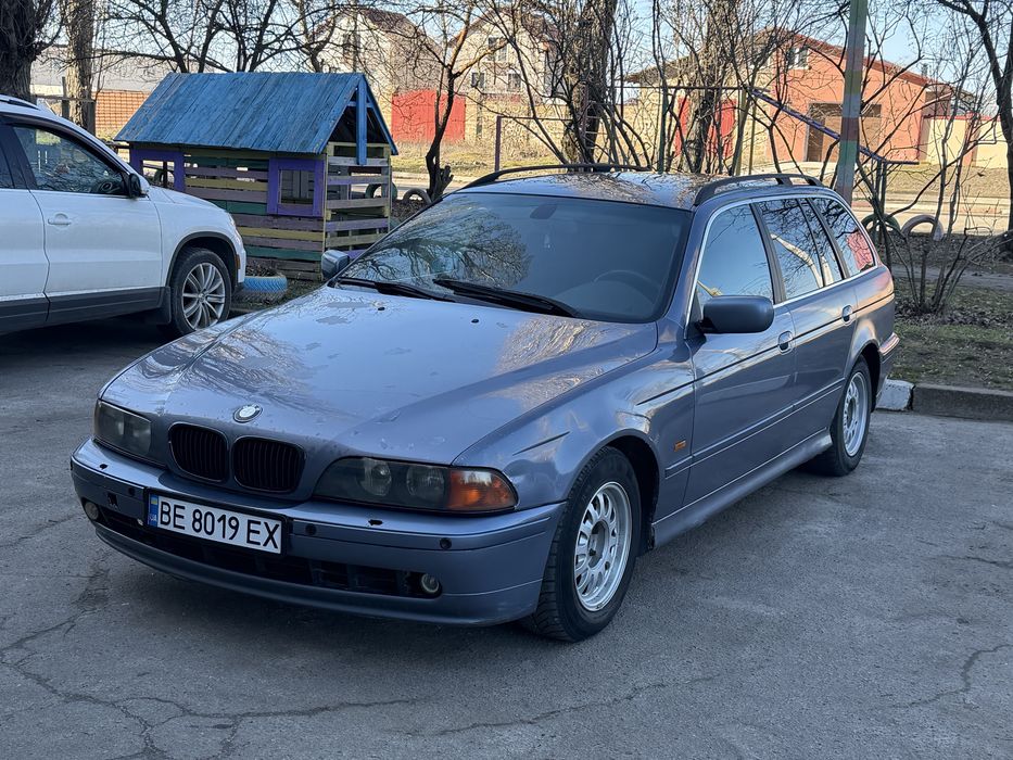 Продам BMW e39, 2.5 M57 , 2001 год
