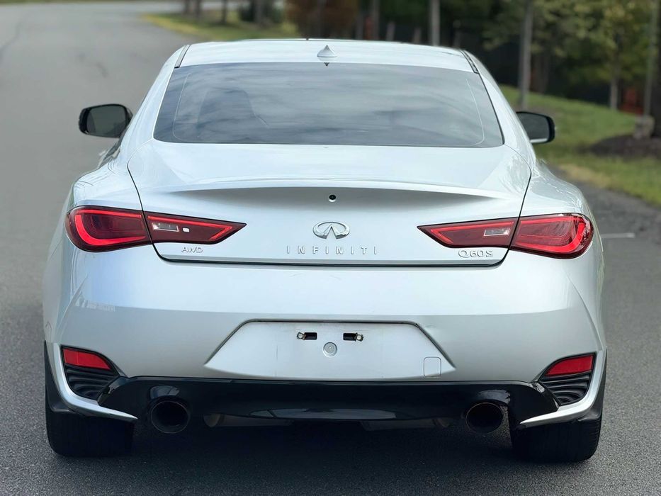 Infiniti Q60 3.0      2018