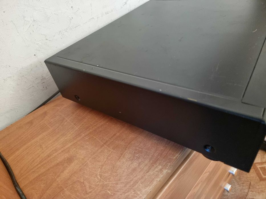 Odtwarzacz Sony CDP  C661