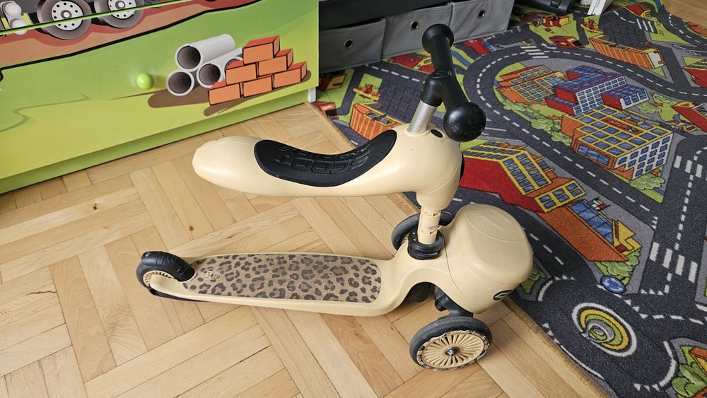 Sprzedam dziecięcą hulajnogę 2 w 1 Scooter and Ride.