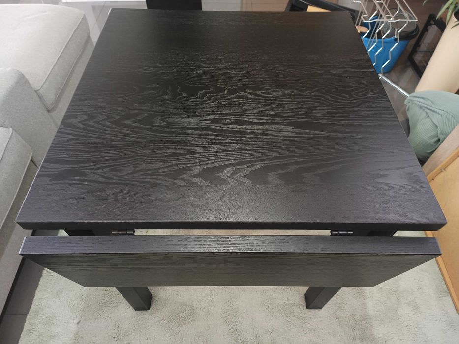 Mesa preta extensível