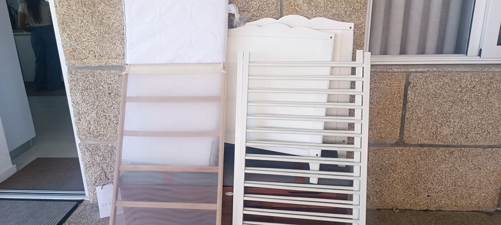 cama de bebê IKEA