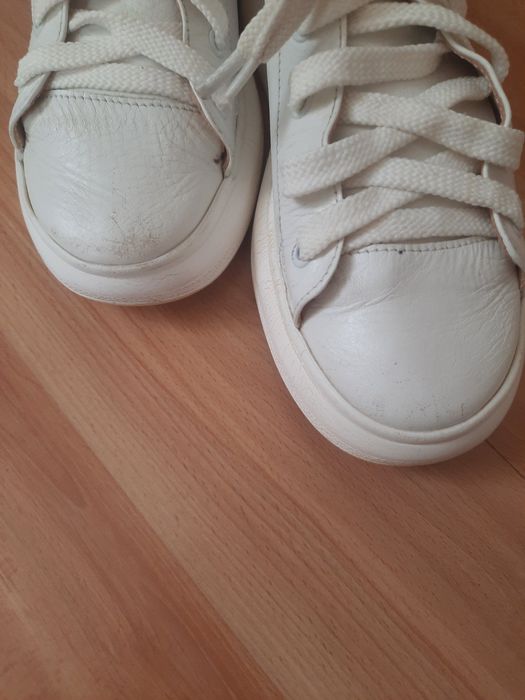 Кросівки жіночі шкіряні Design