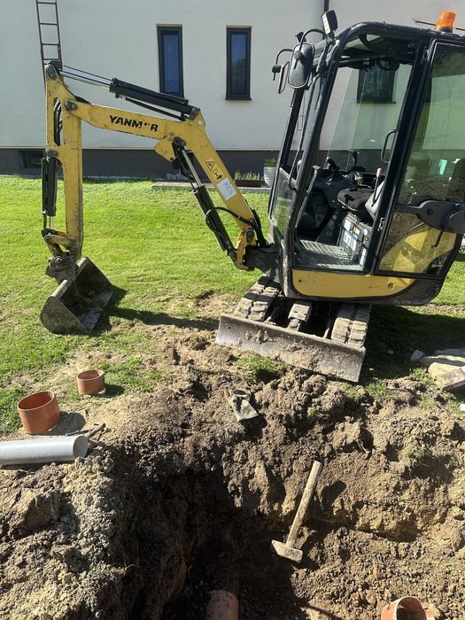 Wynajem minikoparki  bez operatora Yanmar sv16