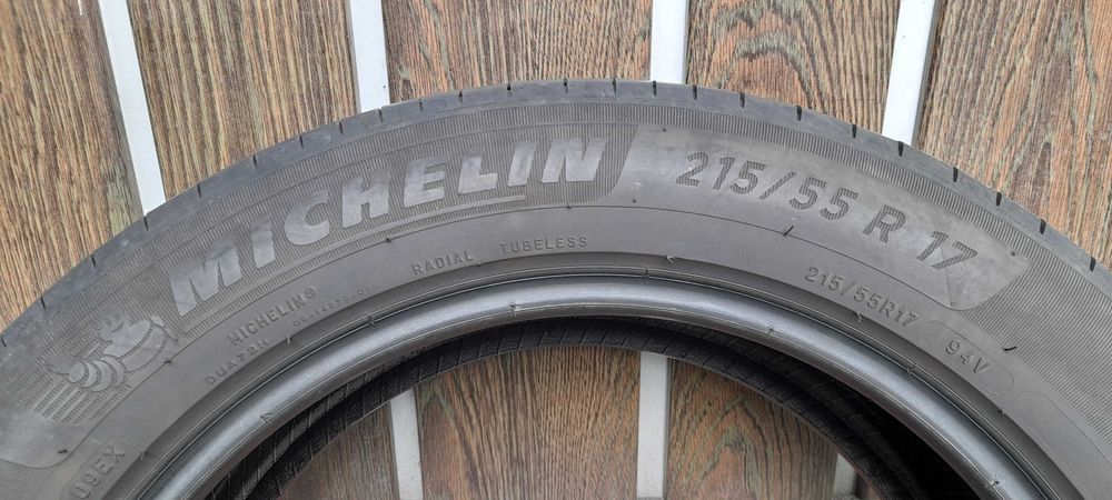 Opony letnie  Michelin  215/55 R17 V     94V