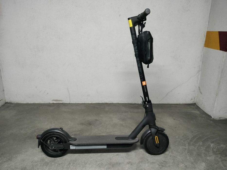Trotine electrica Xiaomi em óptimo estado.