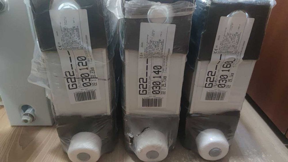 Новый радиатор Vogel&Noot  22*300*1800, нижнее